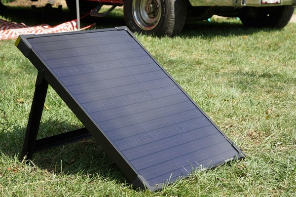 Panneau photovoltaïque et panneau solaire : c'est quoi la différence ?